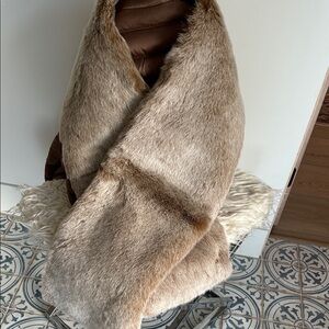 Luxurious Faux Fur Scarf